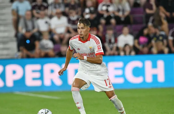 Newcastle Rekrut Amar Dedic, Zion Suzuki Merapat ke Aston Villa