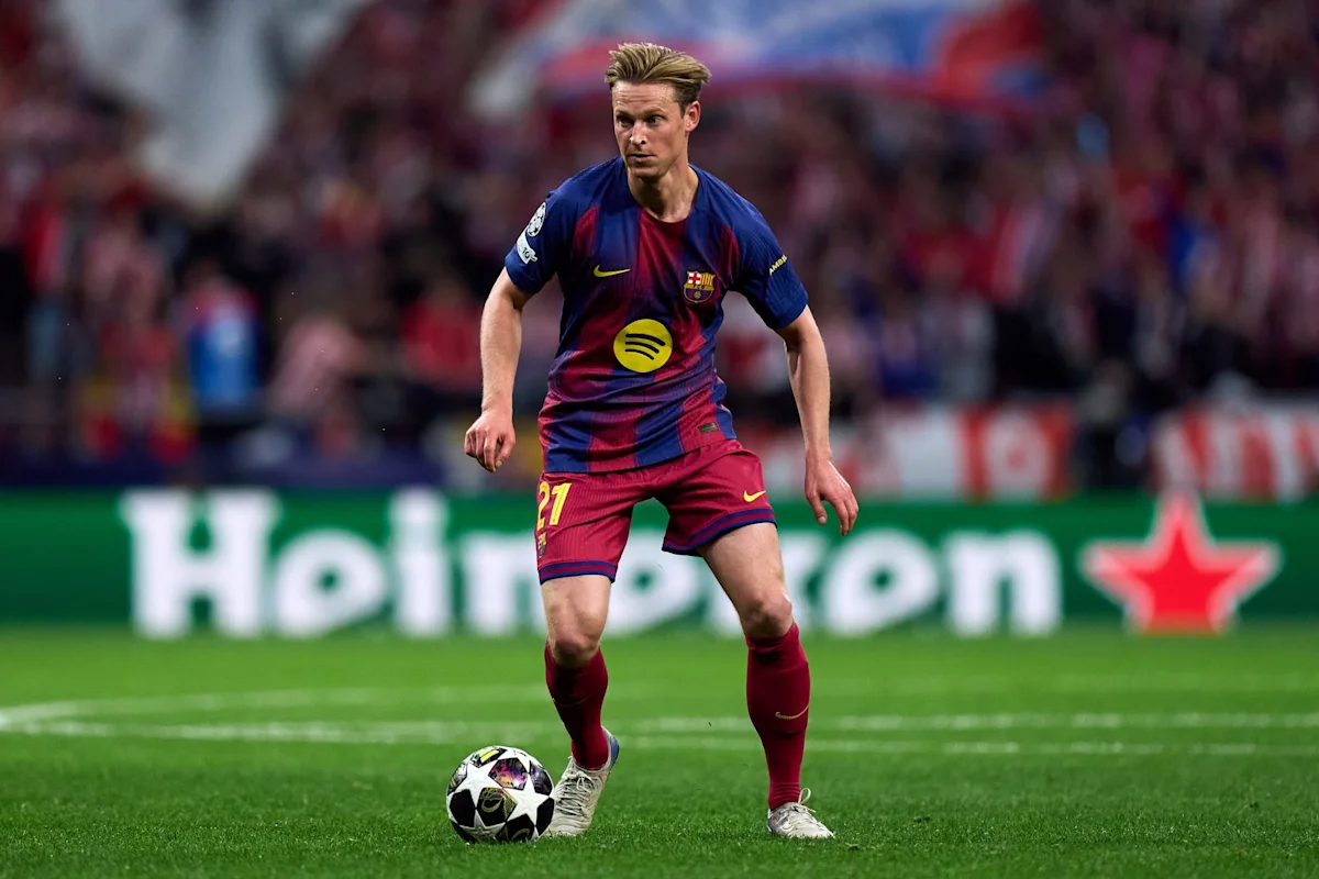 Frenkie de Jong diprediksi jalani musim terakhir di Barcelona usai kedatangan Rodri