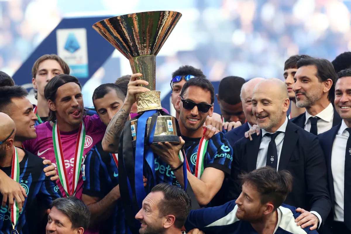 Hakan Calhanoglu sebut Inter Milan bangkit berkat peran pelatih Cristian Chivu