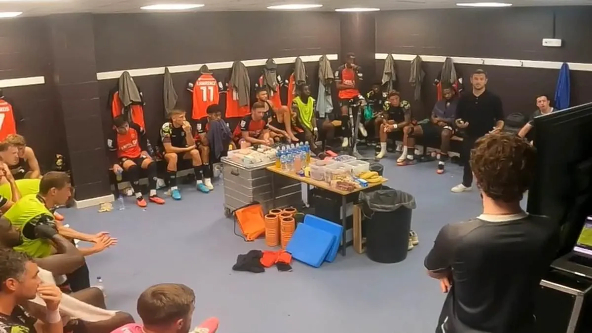 Jack Wilshere menuai pujian setelah pimpin kebangkitan dramatis Luton Town atas Reading