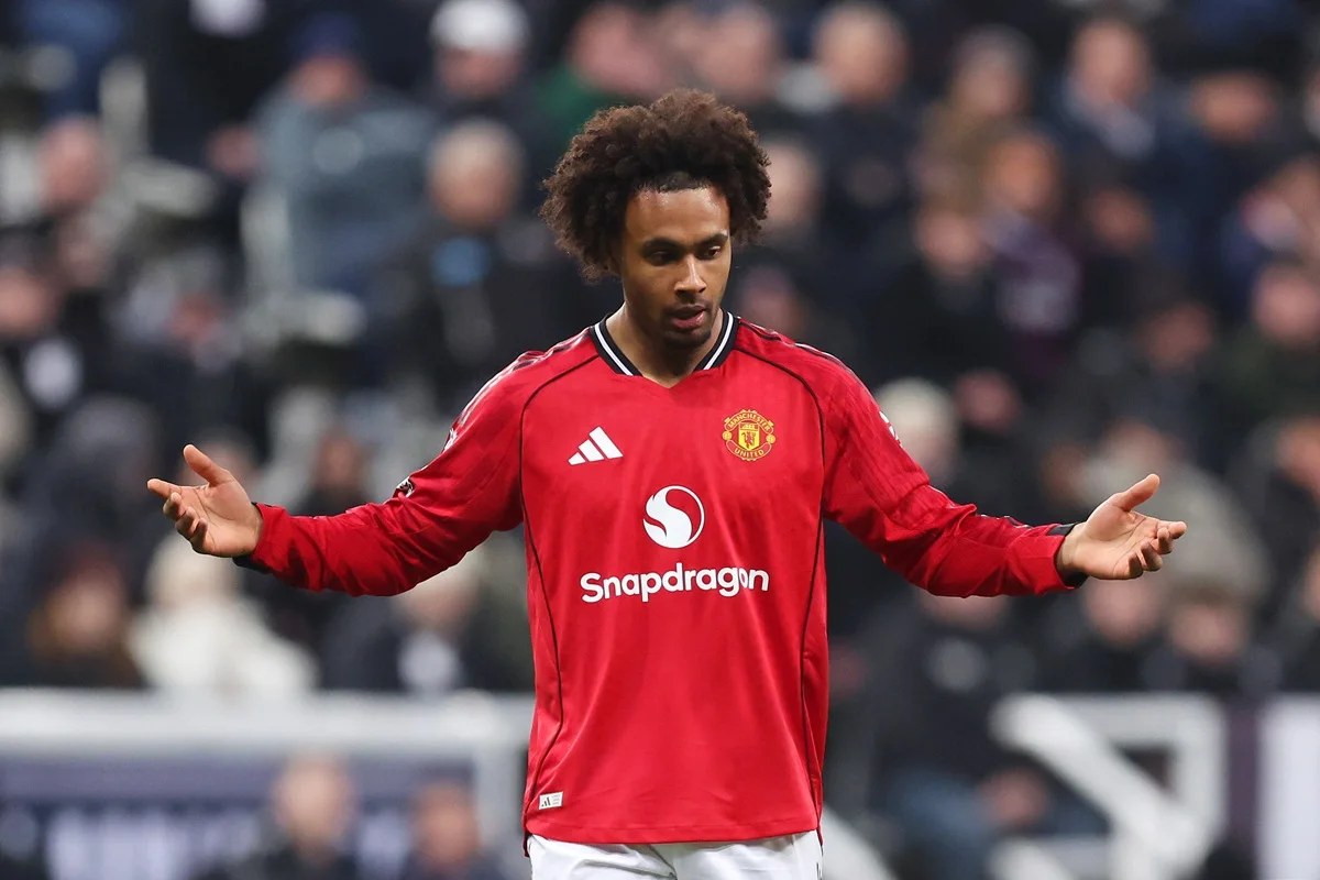 Penyerang Manchester United Joshua Zirkzee dalam sesi pertandingan