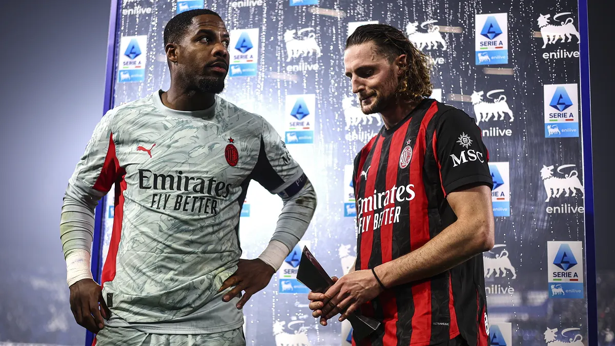 Maignan dan Rabiot memicu kemarahan suporter Milan karena telat kembali latihan
