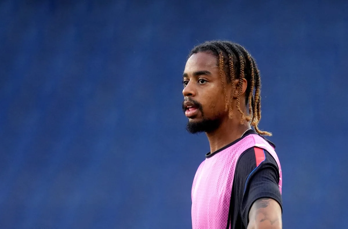Bradley Barcola absen dalam skuad PSG memicu rumor transfer ke Liverpool
