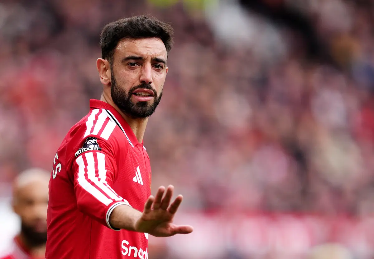 Galatasaray siap ajukan tawaran menarik untuk kapten Manchester United Bruno Fernandes