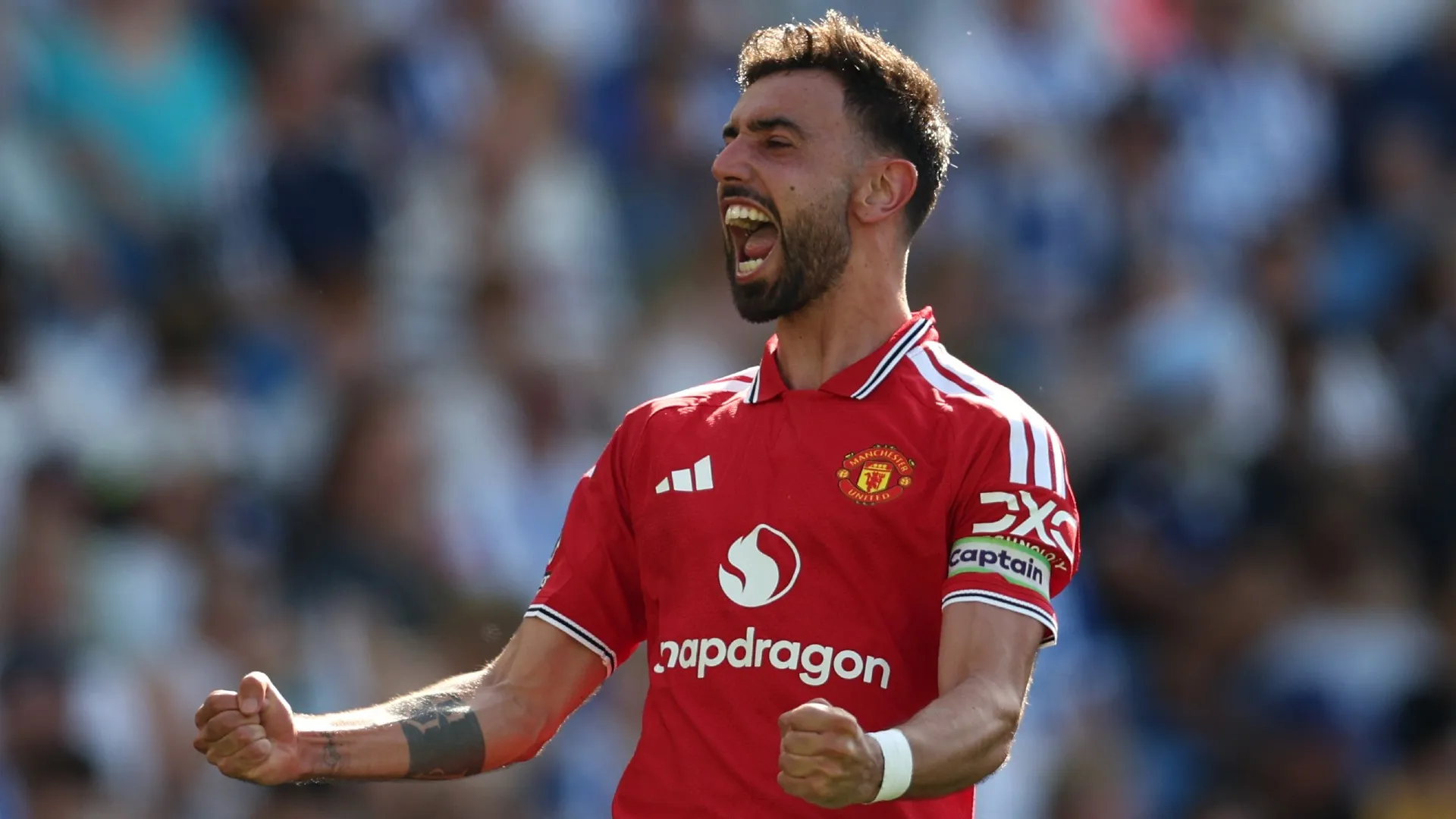 Manchester United tolak semua tawaran demi pertahankan kapten Bruno Fernandes