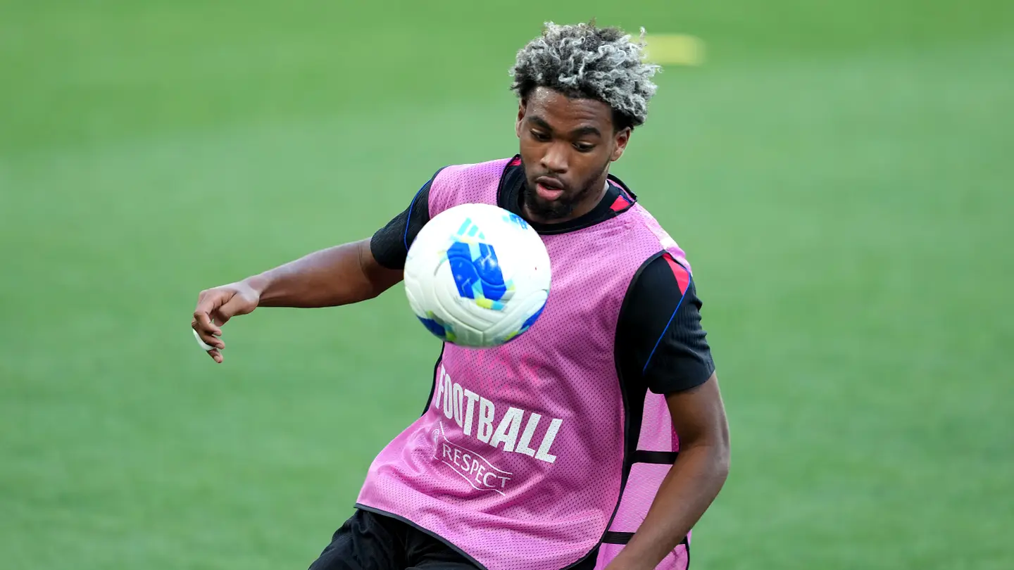 Update Transfer PSG, Mika Godts Resmi Gabung dan Mbaye Menuju Liverpool