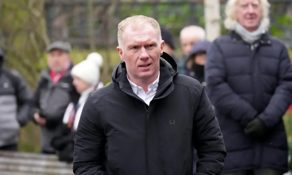 Paul Scholes nilai Manchester United belum siap juara Liga Inggris musim ini