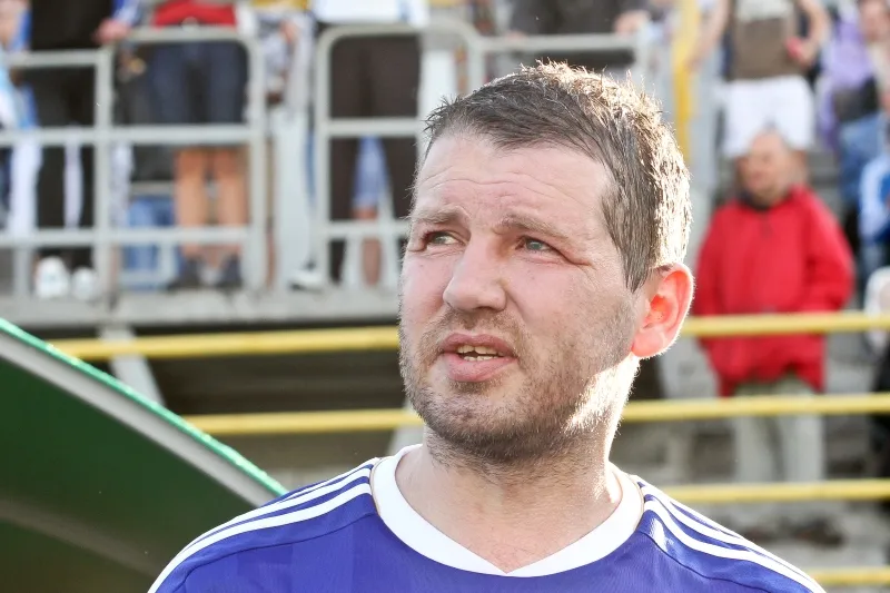 Oleg Salenko saat masih aktif bermain sebagai penyerang di level klub dan internasional