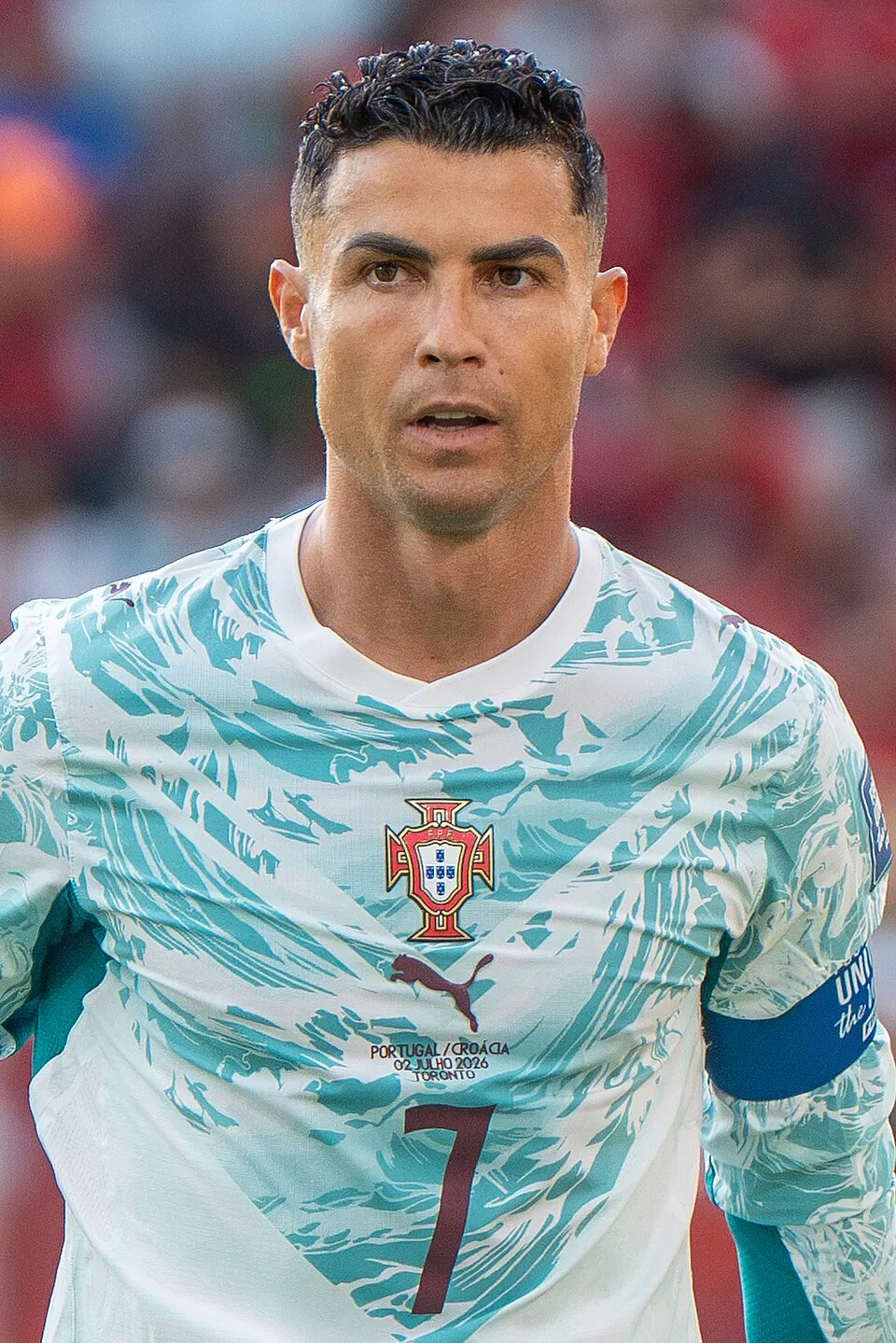 Megabintang sepak bola dunia Cristiano Ronaldo saat berlaga di lapangan hijau