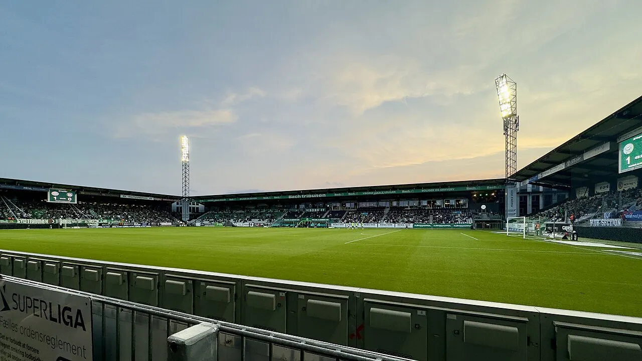 Tampak depan Energi Viborg Arena di kota Viborg Denmark