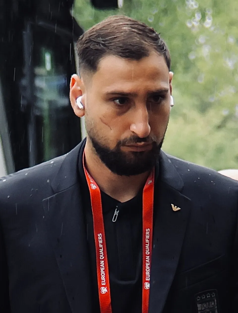 Penjaga gawang Gianluigi Donnarumma saat beraksi di lapangan