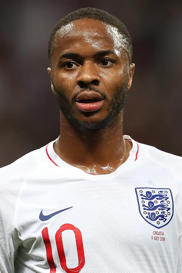 Pemain sepak bola asal Inggris Raheem Sterling saat berlaga di lapangan