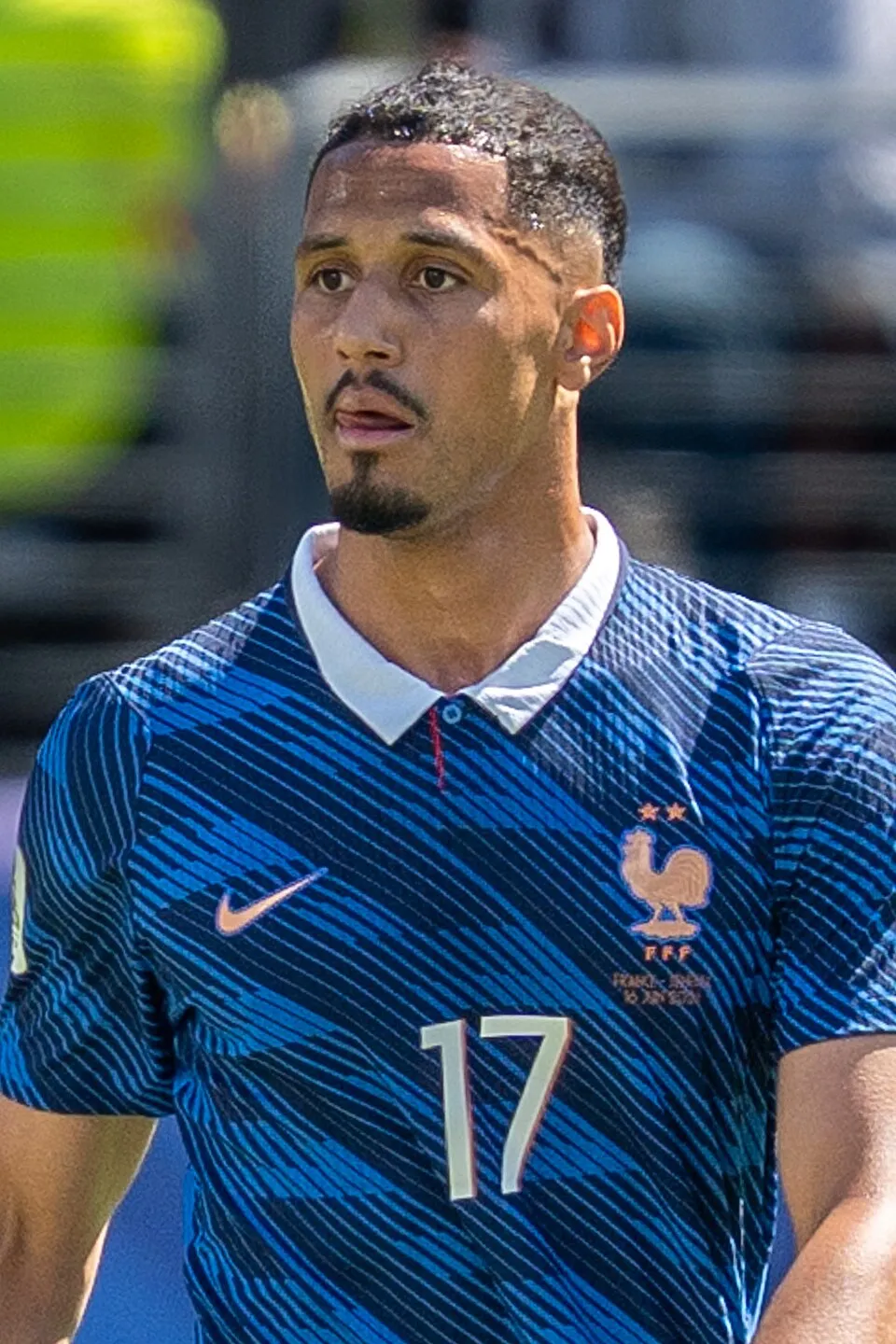 Bek tengah Arsenal William Saliba saat bertanding di lapangan hijau