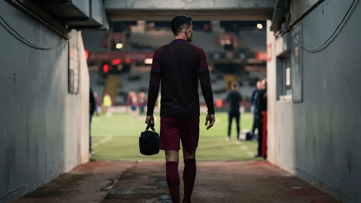 Bek Barcelona Ronald Araujo bersiap jalani tes medis di Liverpool